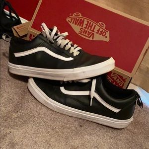 Men’s Leather Vans